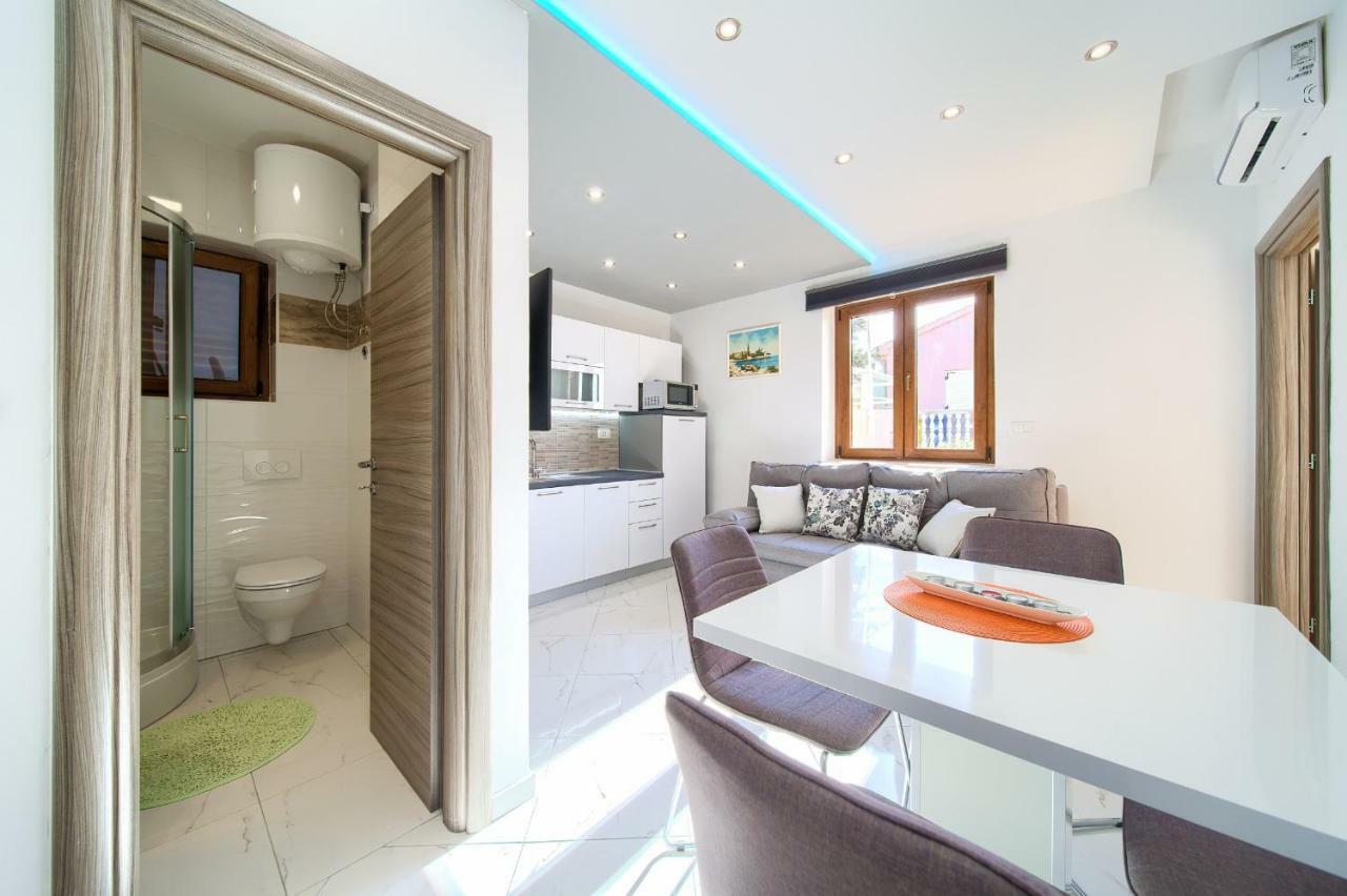 Nadija Studio Apartmani Krk Town Exteriér fotografie